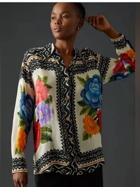 Rachel Zoe Blouse w Flowers, Wooden Buttons Sz M w MEASUREMENTS Farm Rio Style!